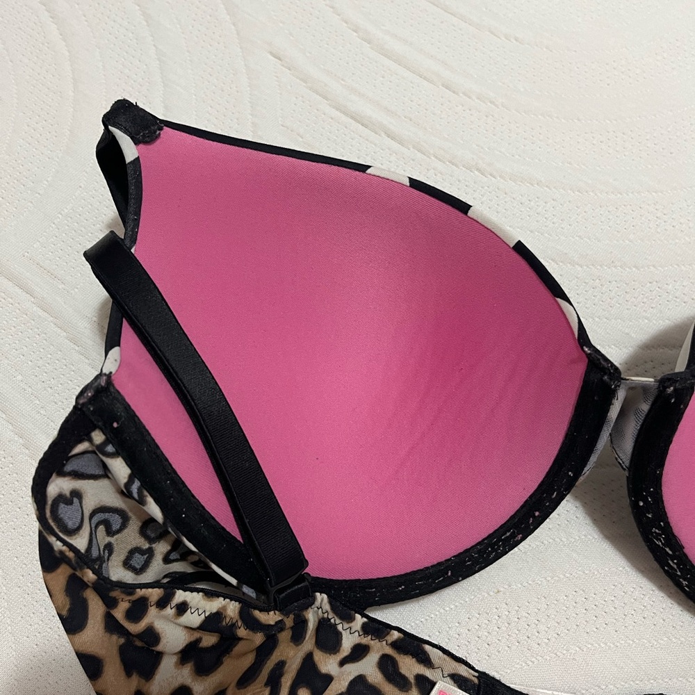 Victoria’s Secret Push Up Polka Dot Bra with Leopard Trim - Picture 4 of 9